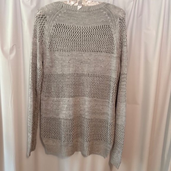 SO Heritage Women's Gray Loose Knit Light Weight Sweater,"Sampler" Stitch Small - Picture 2 of 8